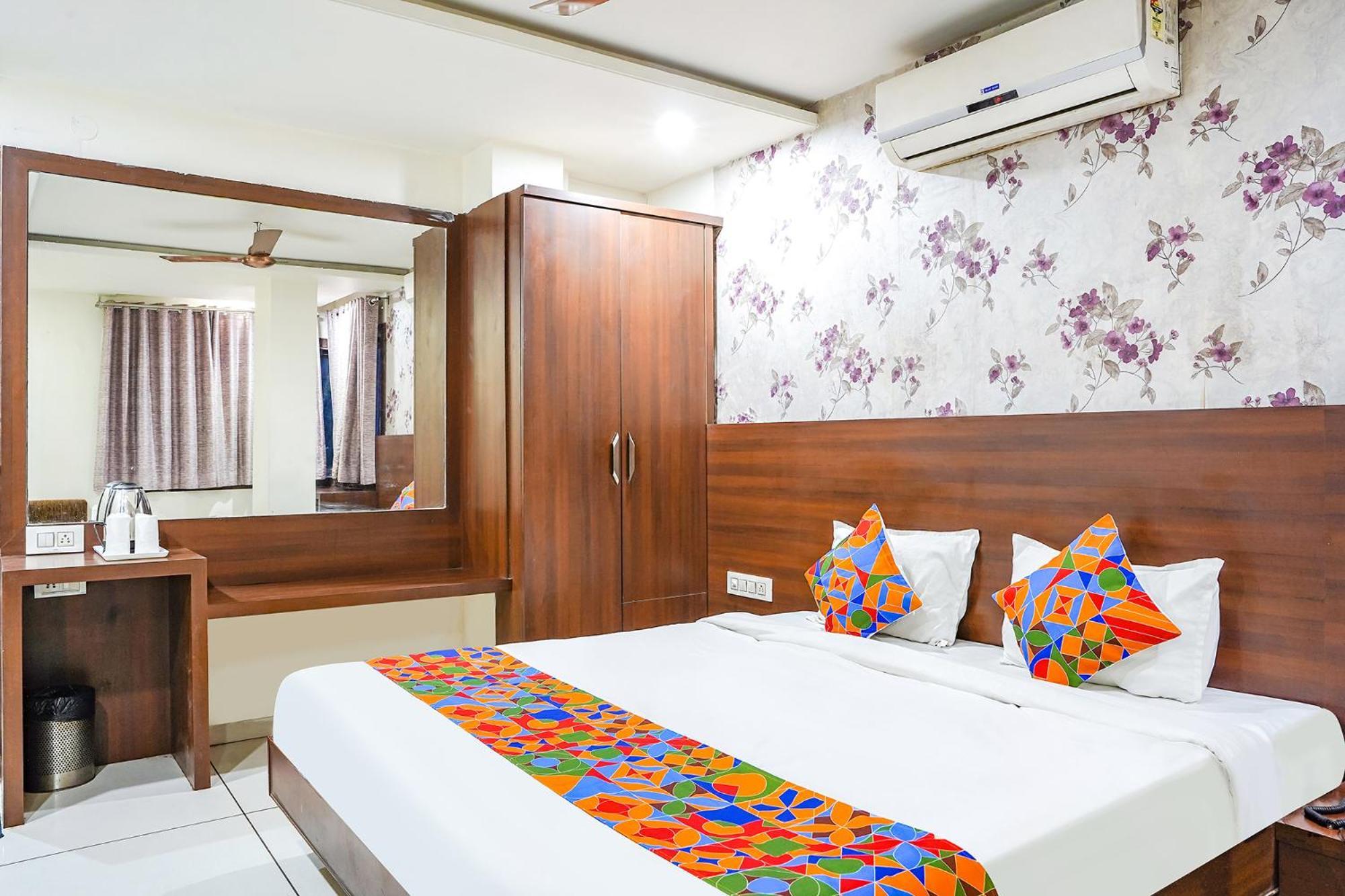 Treebo Hotel Ashirwad Bhopal Buitenkant foto