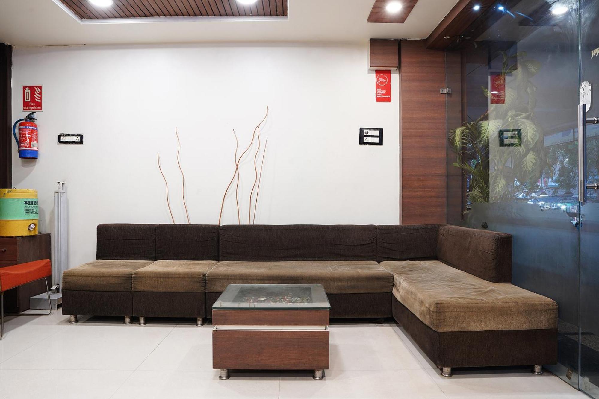 Treebo Hotel Ashirwad Bhopal Buitenkant foto